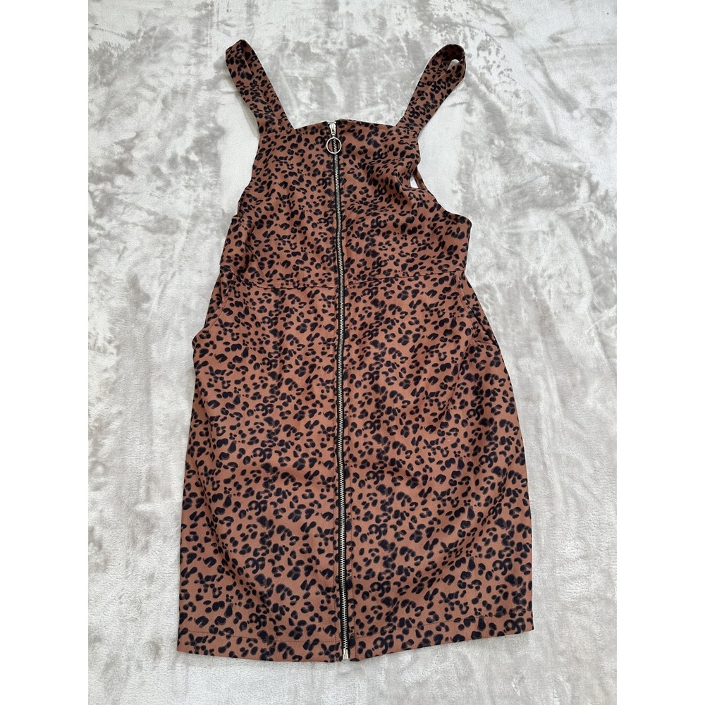 Dolled Up Tunic Top Women's Size Medium Leopard Print Full Zip Front Pockets EUC